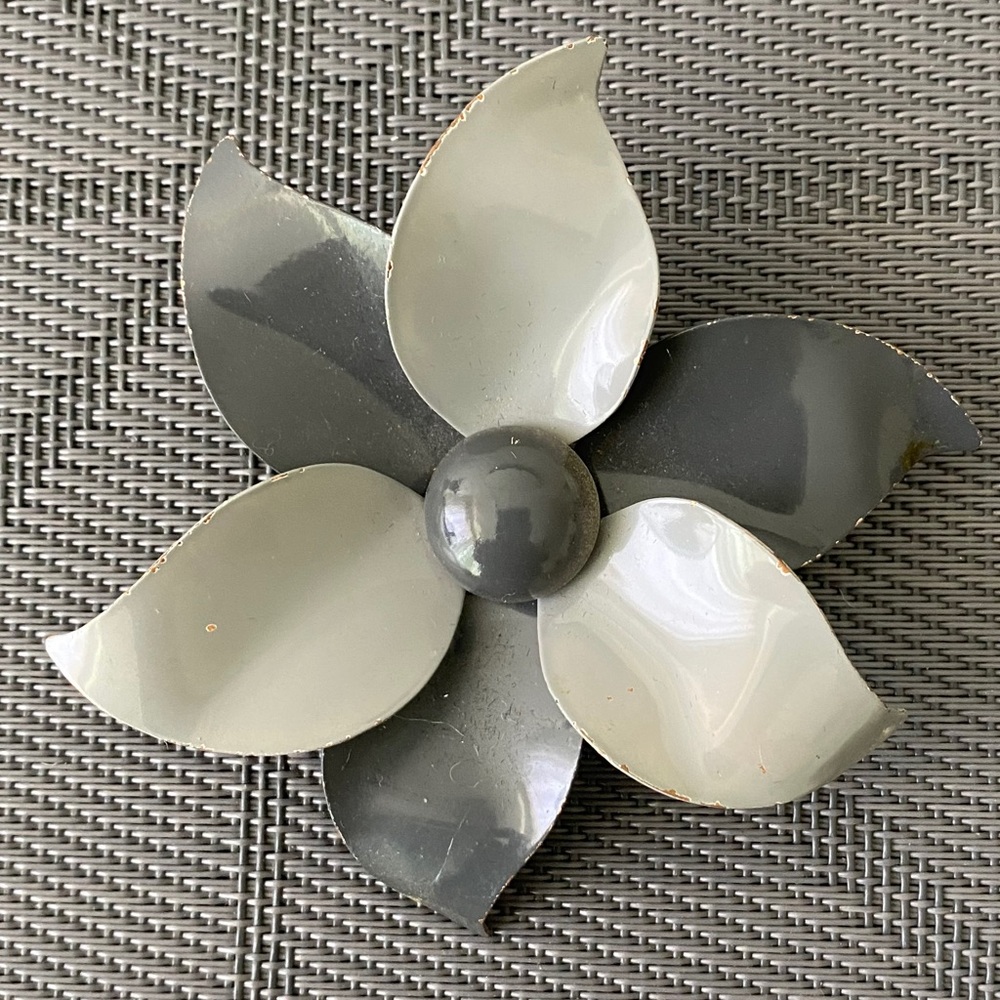 Vintage Flower Brooch